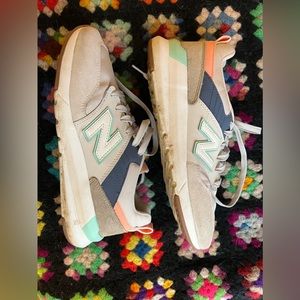 New balance color block shoes